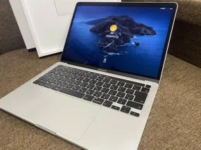 M1311- MACBOOK PRO 2020 i7-32GB -512 SILVER