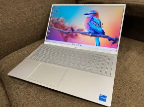 D1512 - Dell Inspiron 15 i5 - 11gen 2021 / 16GB /512SSD Silver