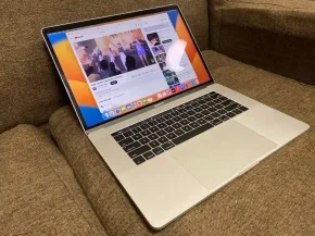 M1509- MACBOOK PRO 15 Inch 2017 i7/16GB/512SSD phím layout US SILVER