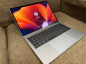 M1316- MACBOOK PRO 13 Inch 2017 i5 / 8GB/128SSD phím JP Gray space , SILVER