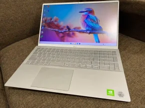 D1508- DELL INSPIRON 5501 i7-1065G7/16GB/512 SSD  NVIDIA MX 330 2GB 15.6 inch FULL HD 1920