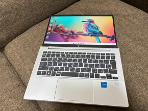 H1327 - HP ELITE 830G9 12Genth i5- 1235U / ram 8GB/ 256SSD MÀU BẠC JP