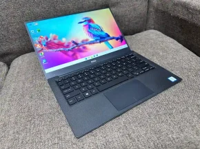 D1350 - DELL XPS 13 US key SILVER  i7-6500 RAM 8GB  256SSD 13.3 inch FHD